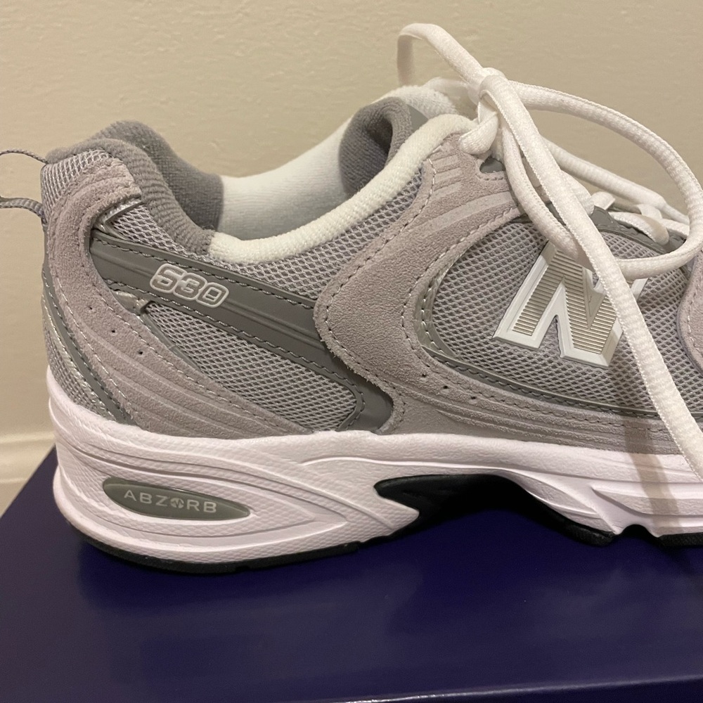 New Balance 530 Size 8